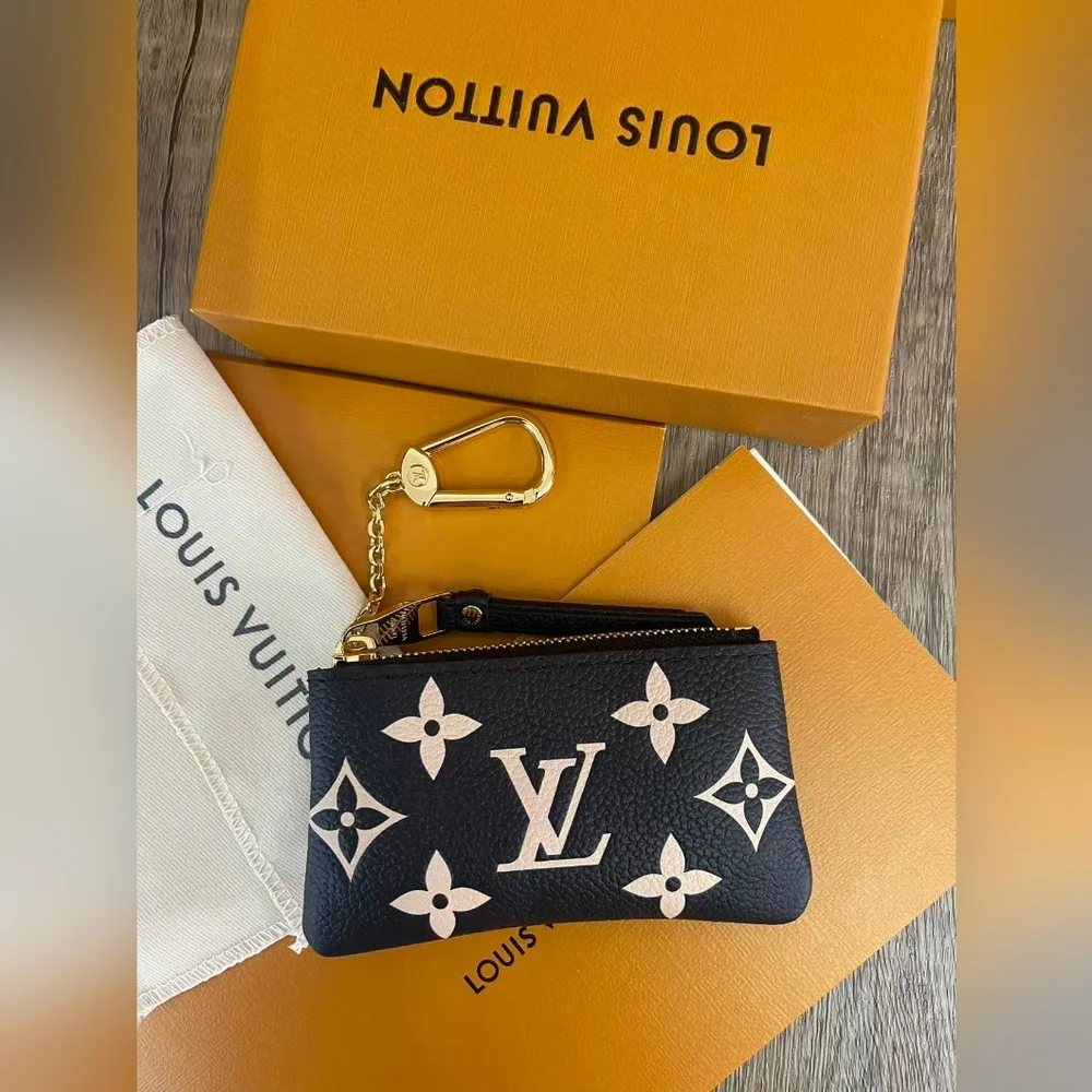 Louis Vuitton Key Pouch - Picture 11 of 11
